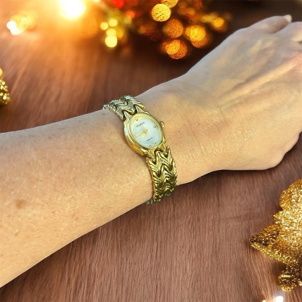 Vintage Helbros Women’s Watch Gold Tone